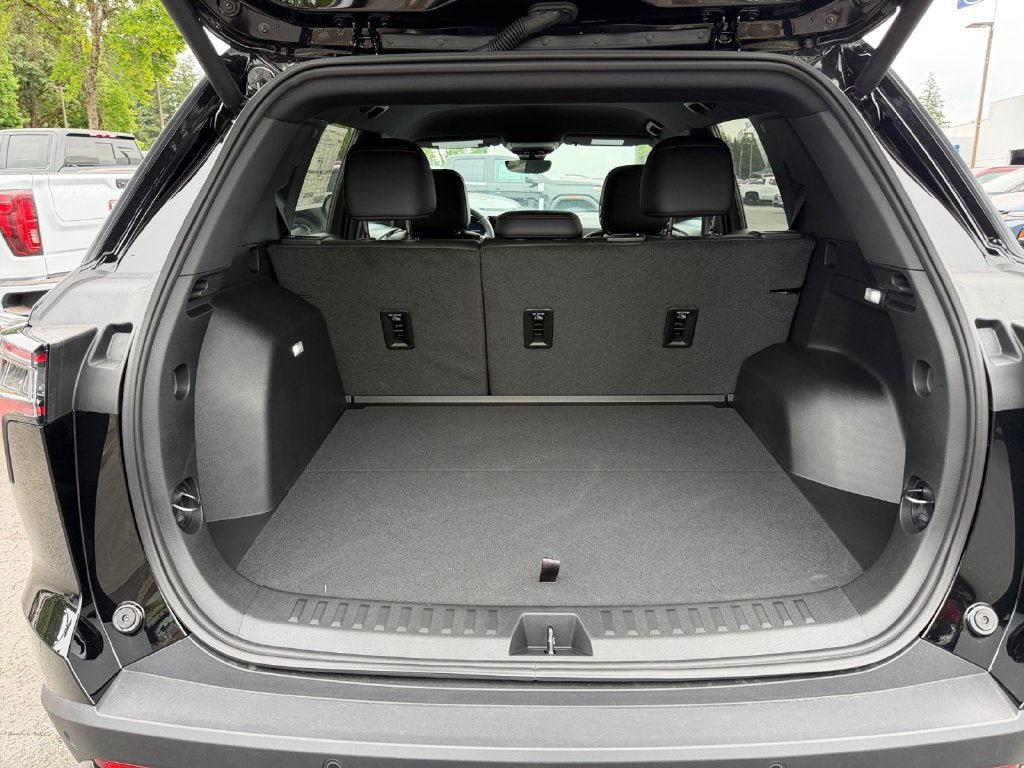 New 2026 Chevrolet Equinox RS w/ Safety and Technology Package AWD/4WD image 22