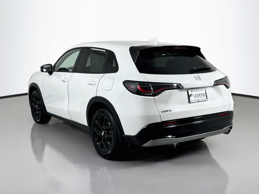 Used 2023 Honda HR-V Sport image 8