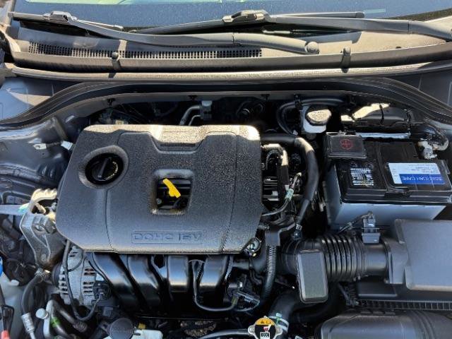 Used 2020 Hyundai Elantra SEL image 10