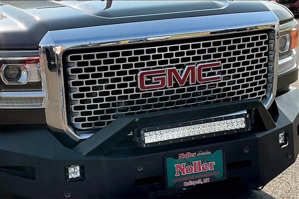 Used 2015 GMC Sierra 3500 Denali w/ Duramax Plus Package image 29