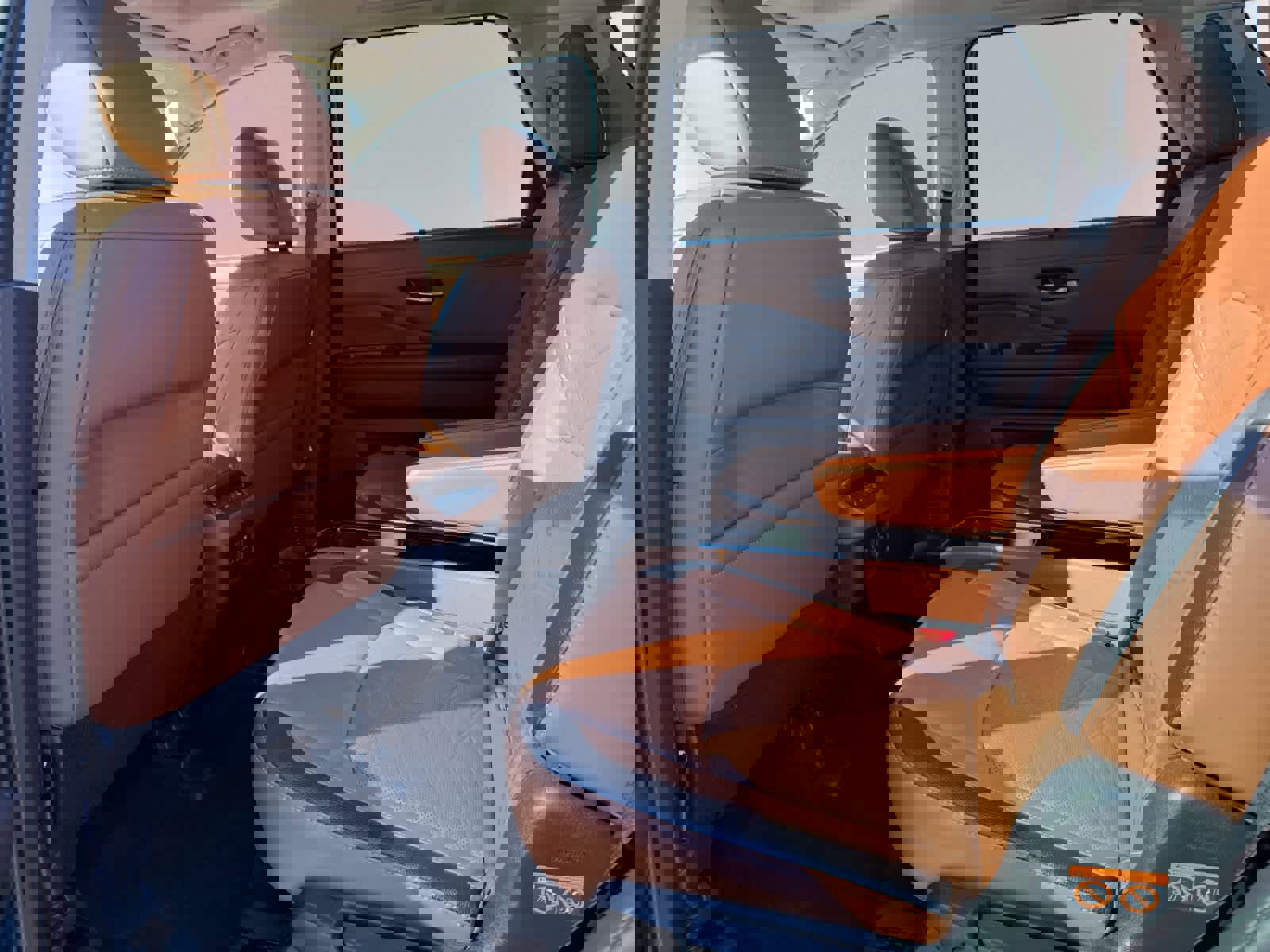 Used 2023 Nissan Pathfinder Platinum image 34