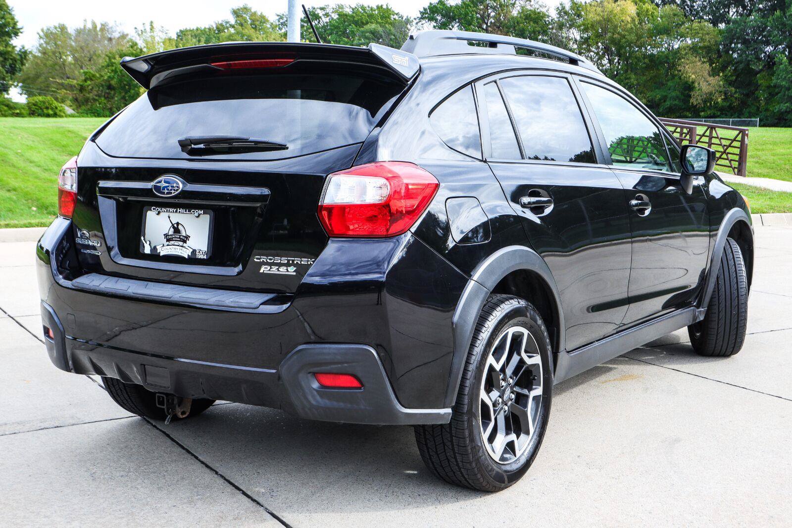 Used 2016 Subaru Crosstrek 2.0i Premium AWD/4WD image 14