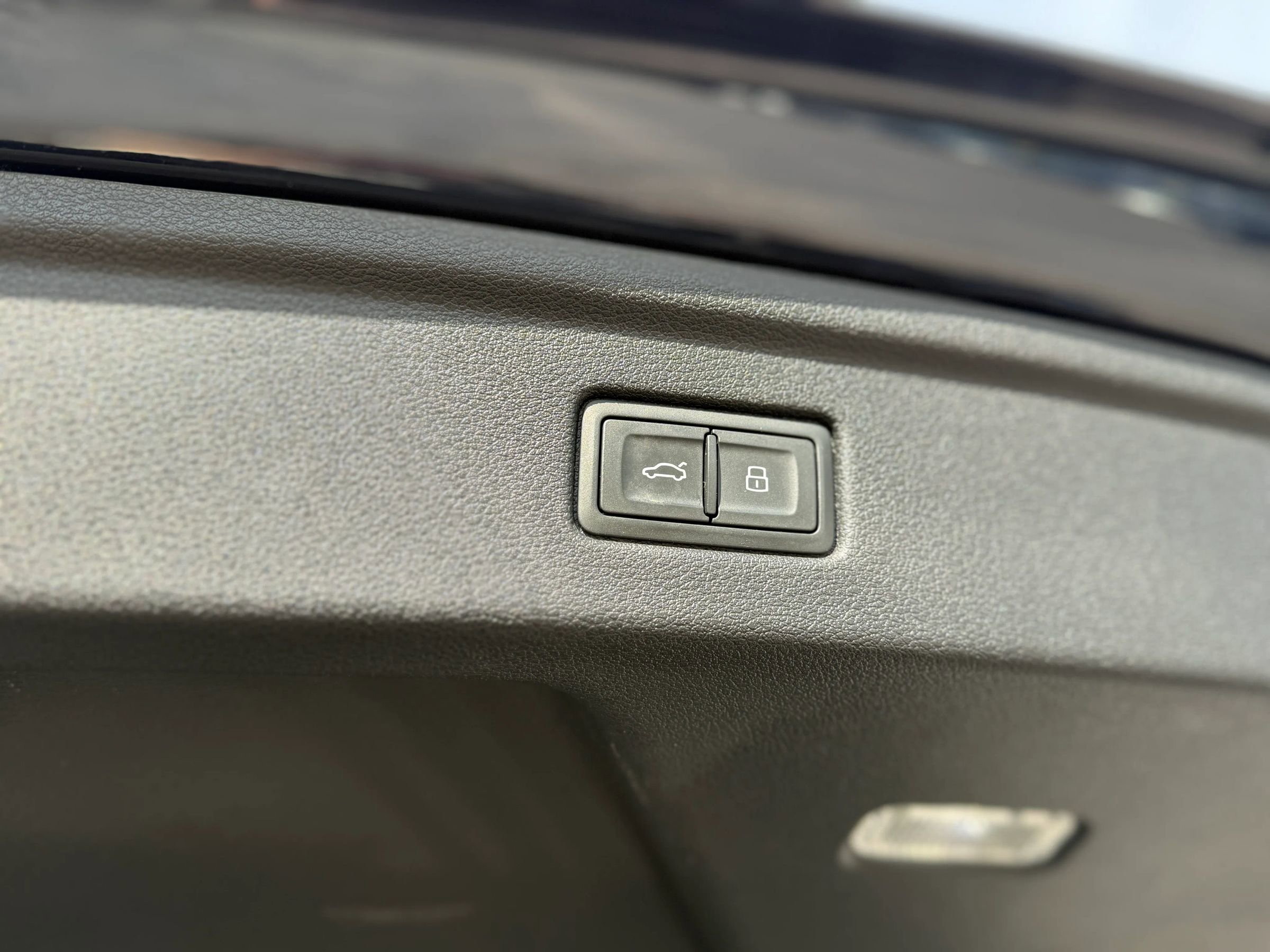 Used 2018 Audi A5 2.0T Prestige w/ Driver Assistance Package image 12