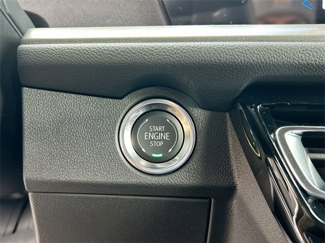 New 2026 Chevrolet Traverse LT image 17