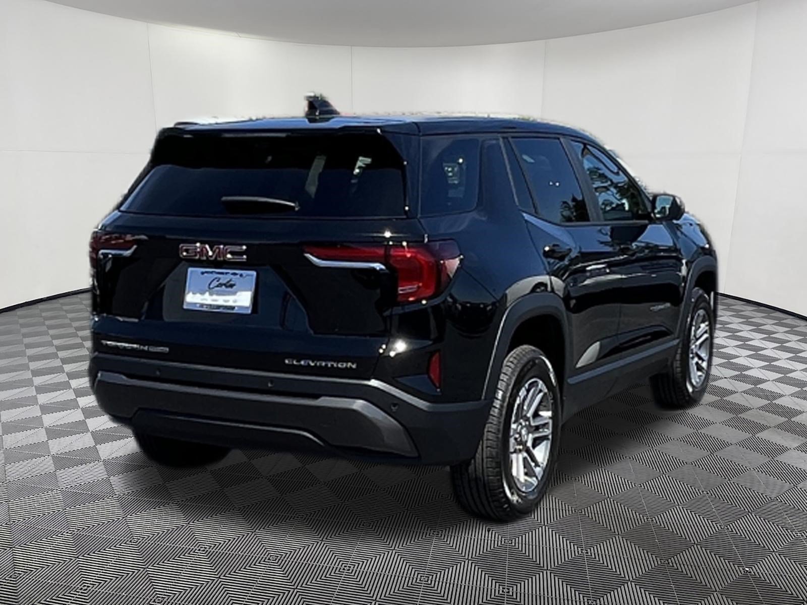 New 2027 GMC Terrain Elevation w/ Technology Package II AWD/4WD image 6