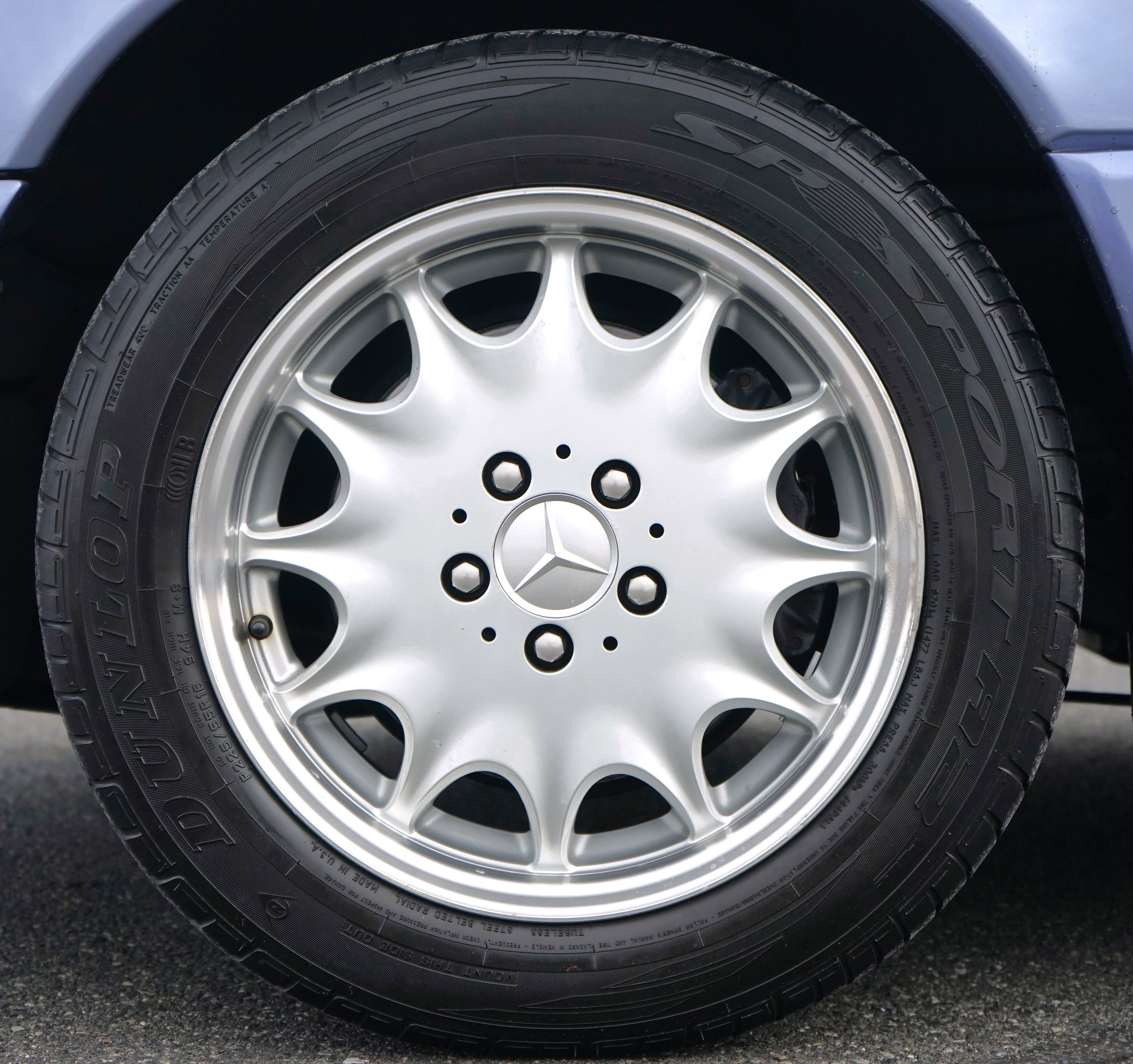 Used 1997 Mercedes-Benz SL 320 image 39