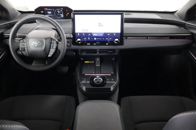 Used 2026 Toyota C-HR AWD/4WD image 16