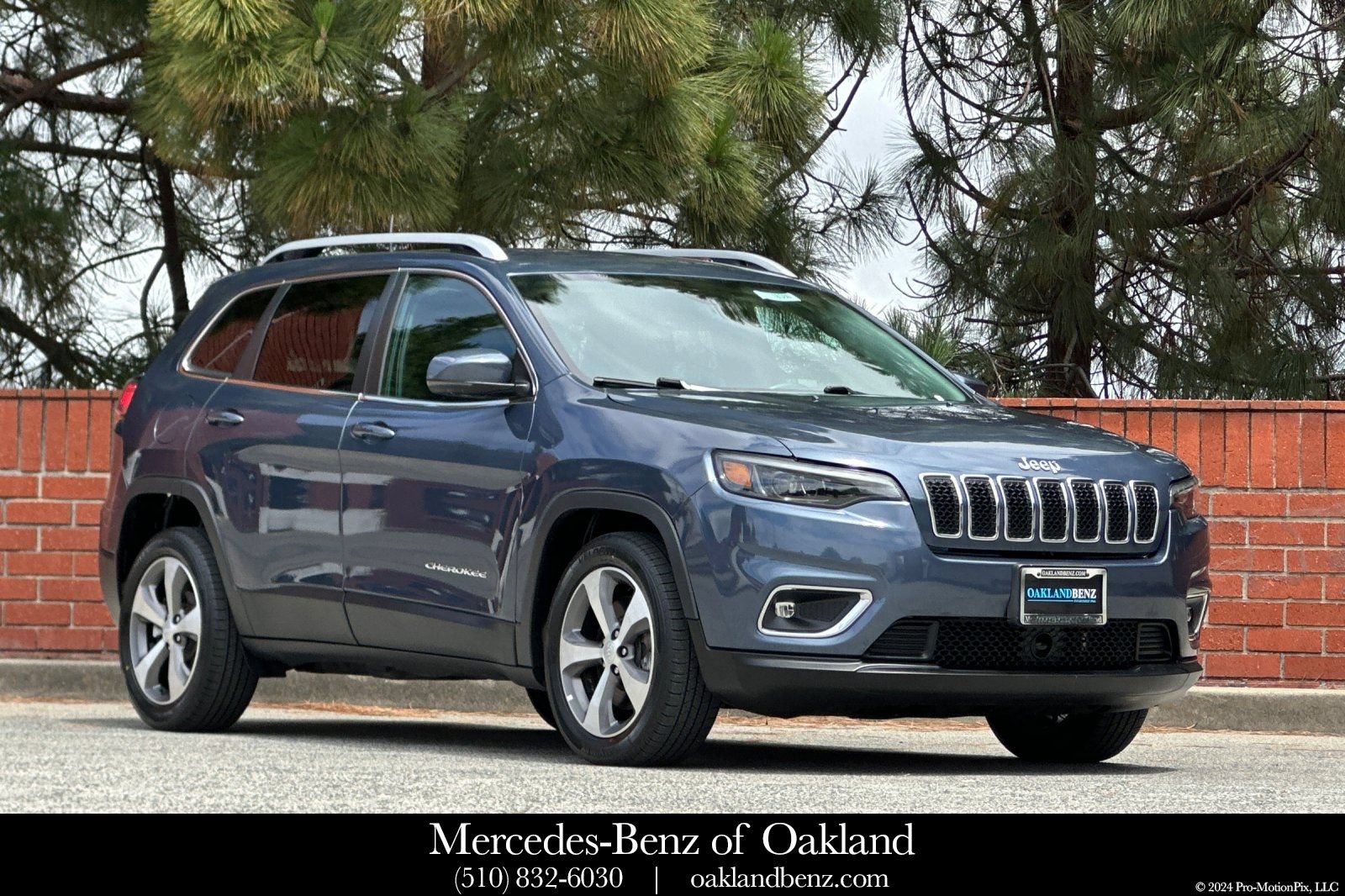 Used 2020 Jeep Cherokee Limited w/ Advanced Safety Group FWD image 1