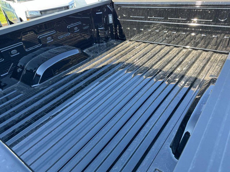 New 2026 Chevrolet Silverado 2500 Custom image 32