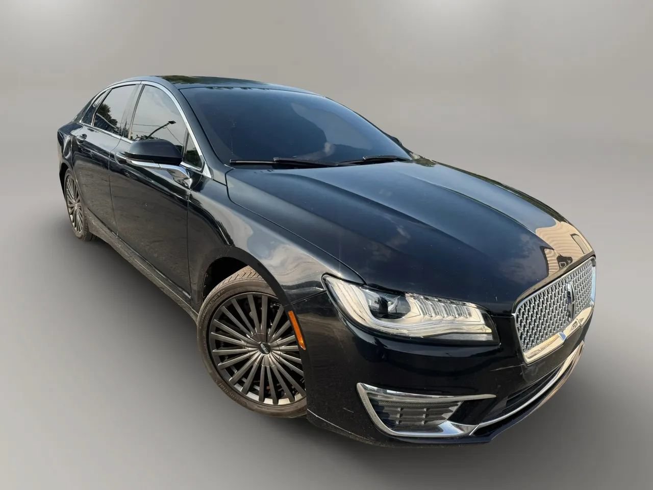 Used 2017 Lincoln MKZ Reserve w/ Climate Package AWD/4WD image 2