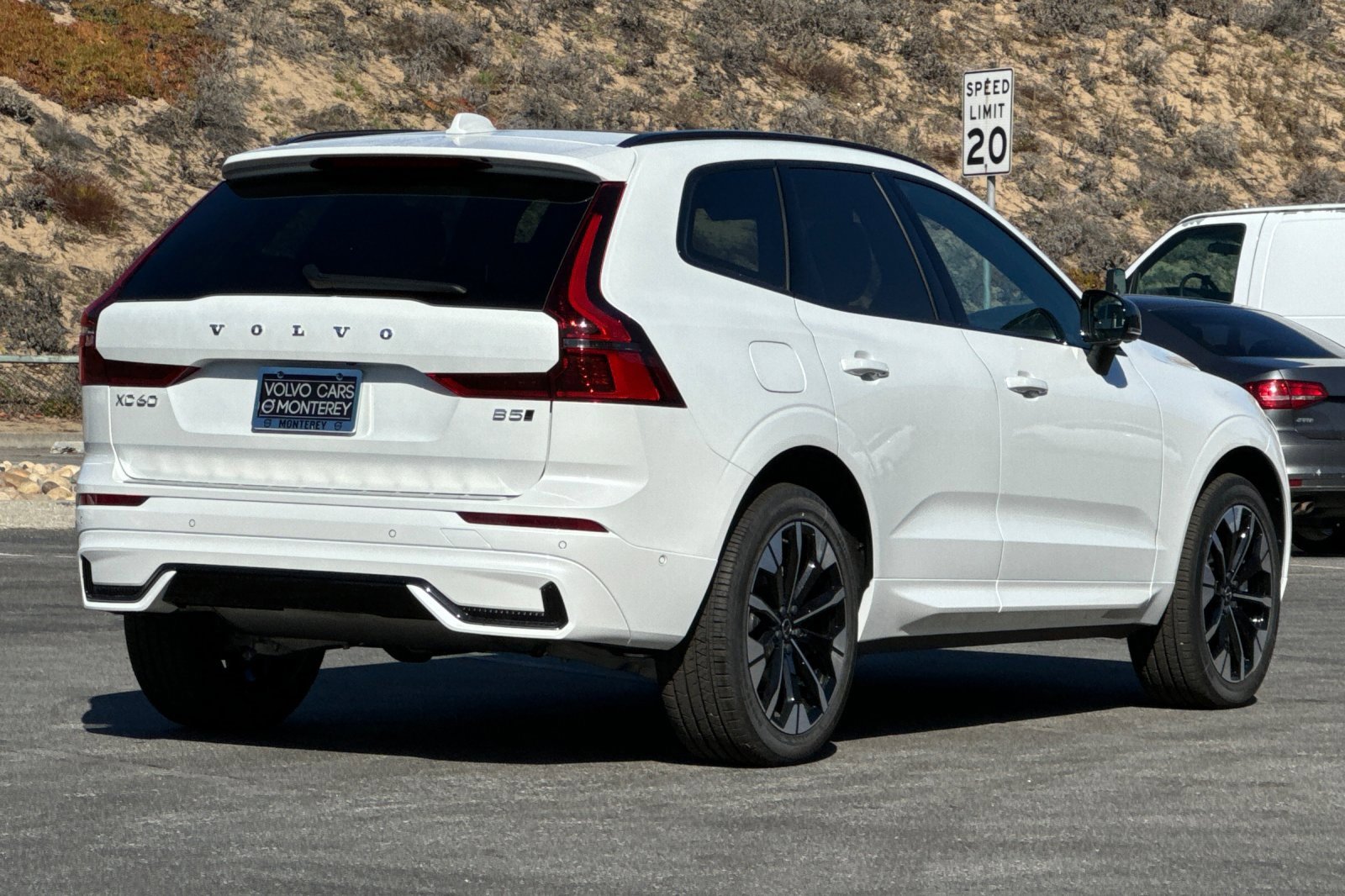 New 2026 Volvo XC60 B5 Plus w/ Protection Package Premier image 5