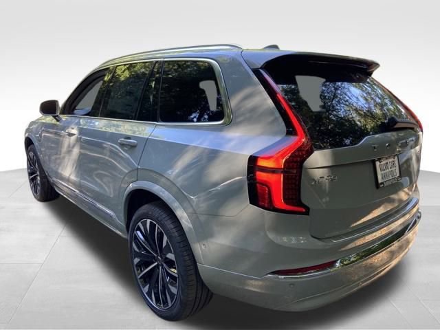 New 2026 Volvo XC90 B6 Plus w/ Protection Package Premier image 5