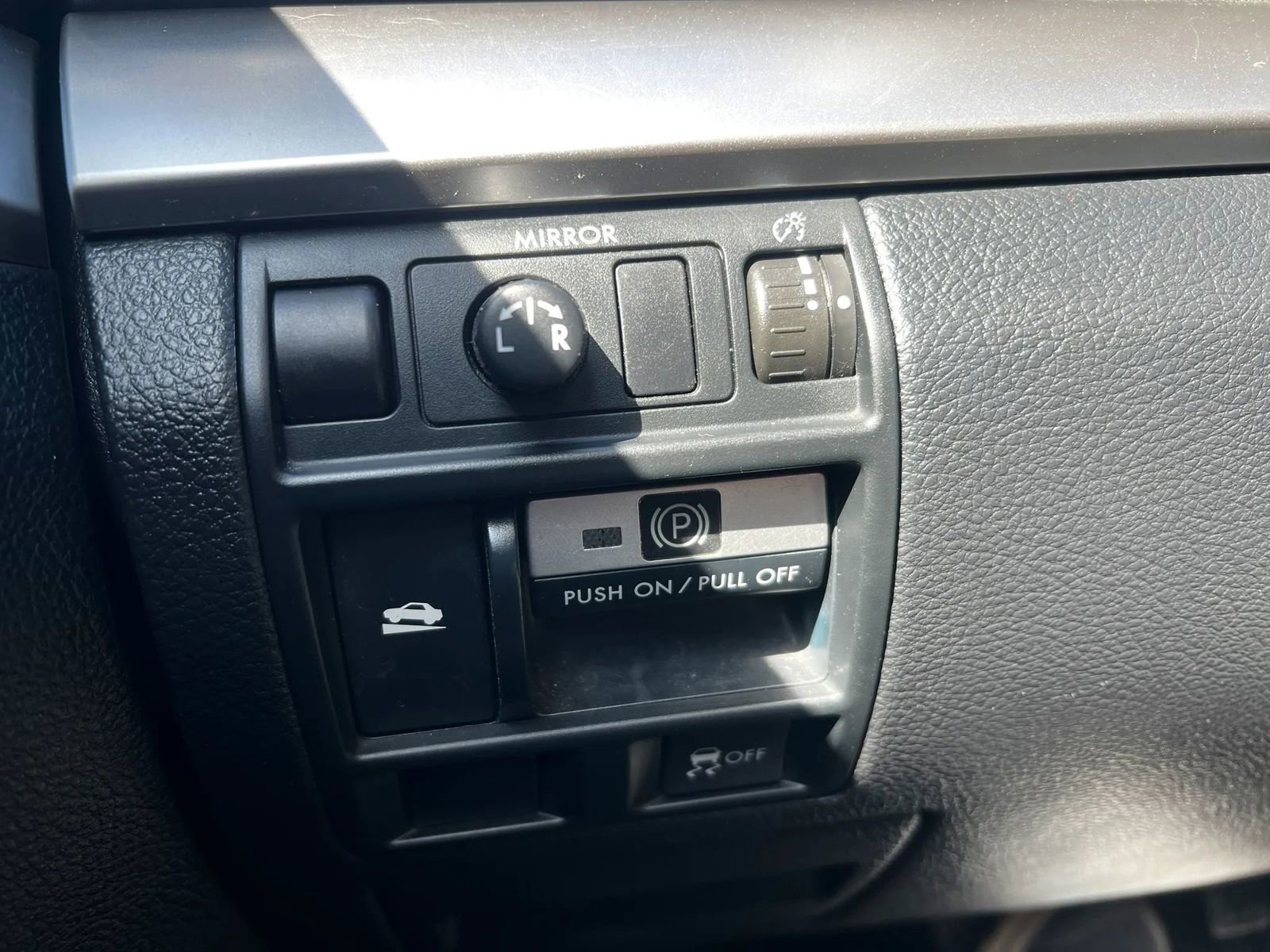 Used 2014 Subaru Outback 2.5i Premium image 19