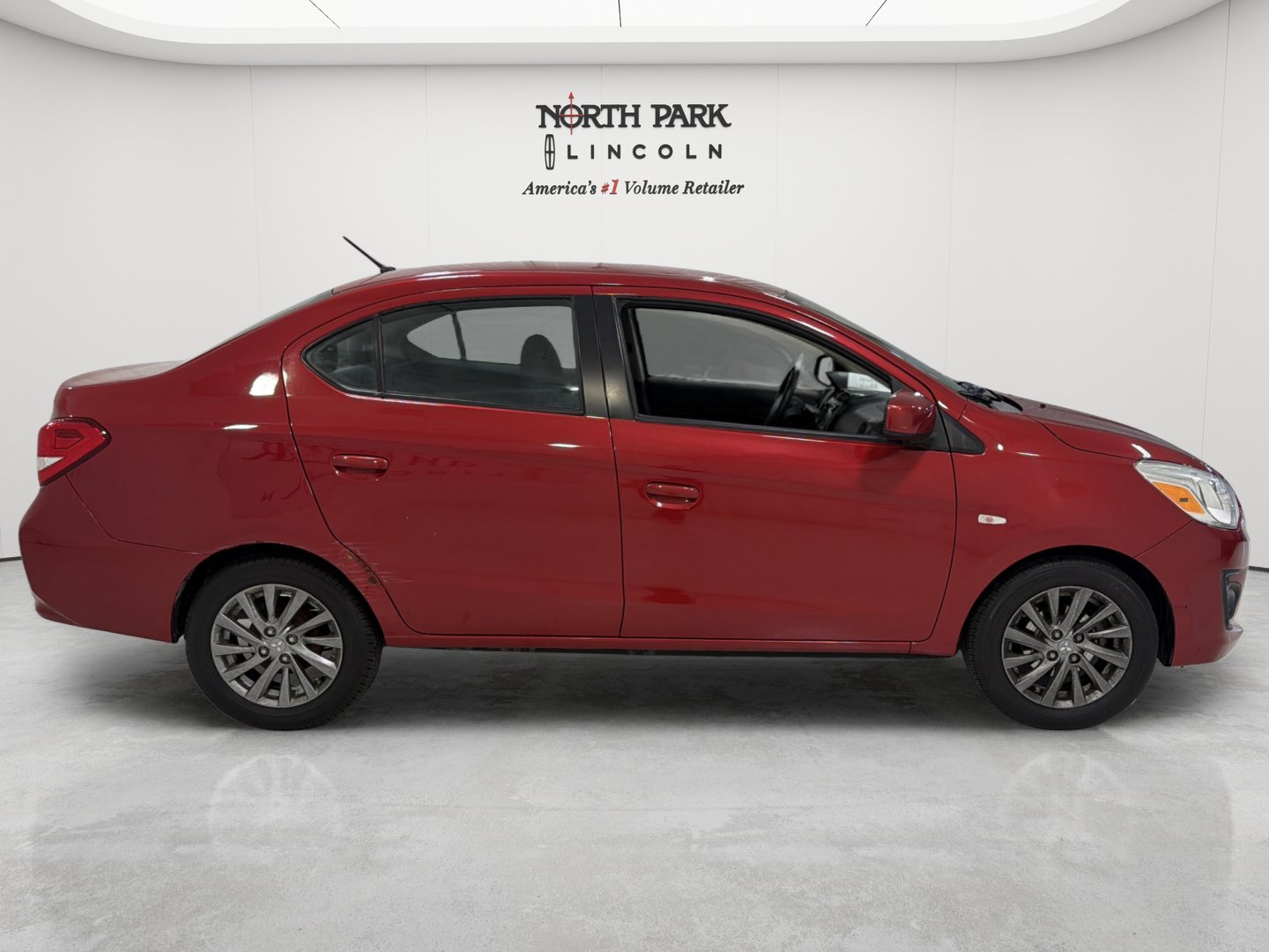 Used 2018 Mitsubishi Mirage G4 ES FWD image 6
