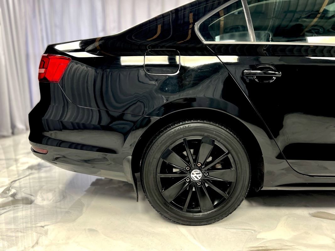 Used 2015 Volkswagen Jetta SE image 12