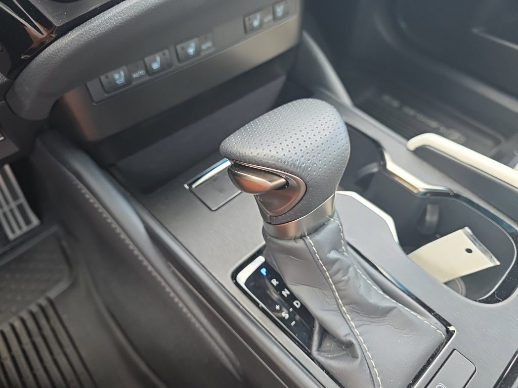Used 2025 Lexus ES 350 F Sport FWD image 25