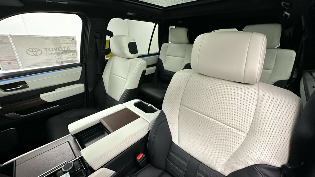 Used 2024 Toyota Sequoia Capstone AWD/4WD image 9