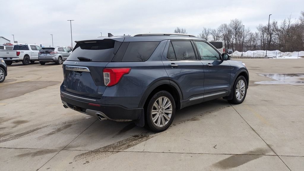 Certified 2021 Ford Explorer Limited image 3