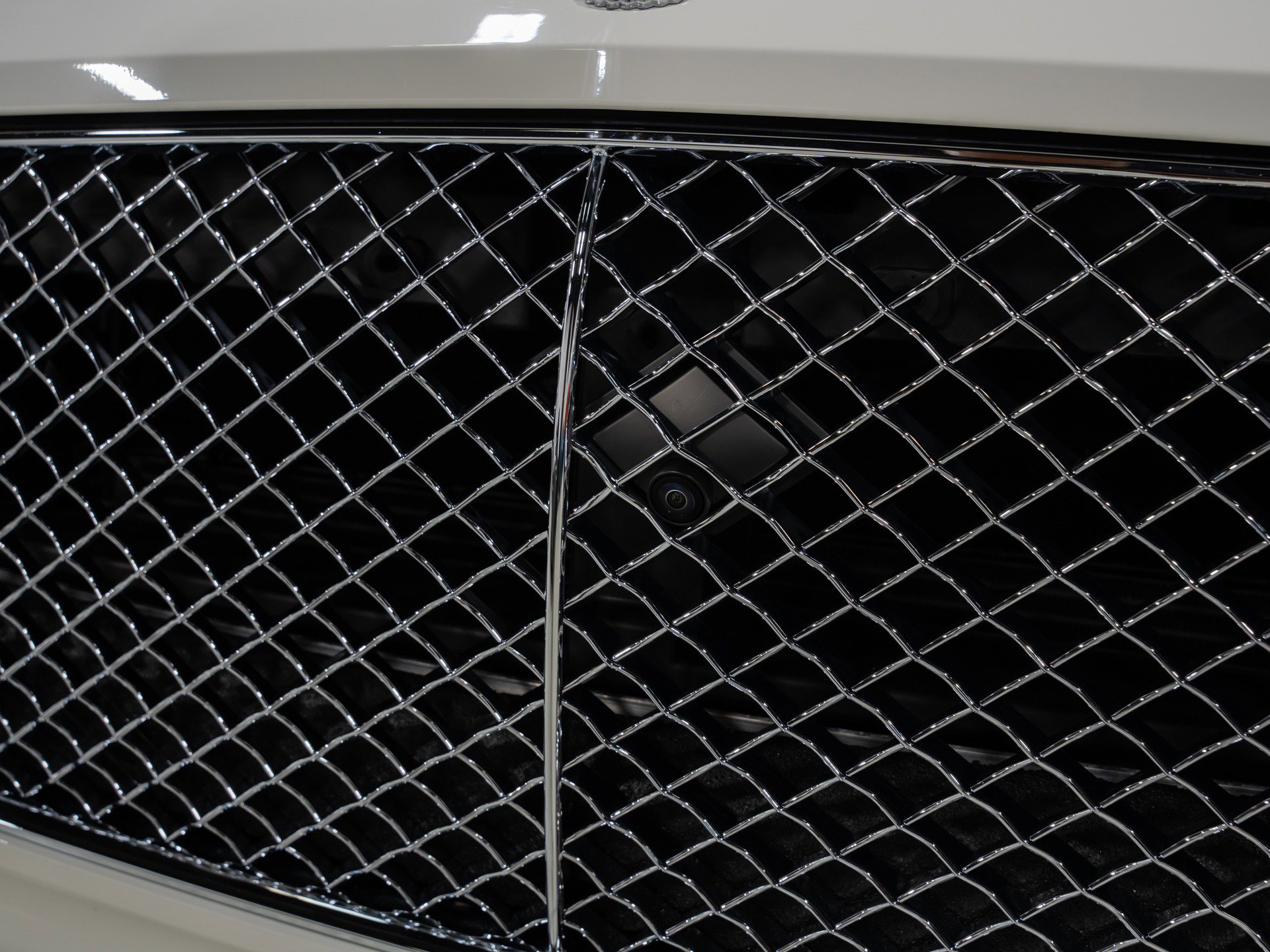 Used 2020 Bentley Continental GT V8 image 15