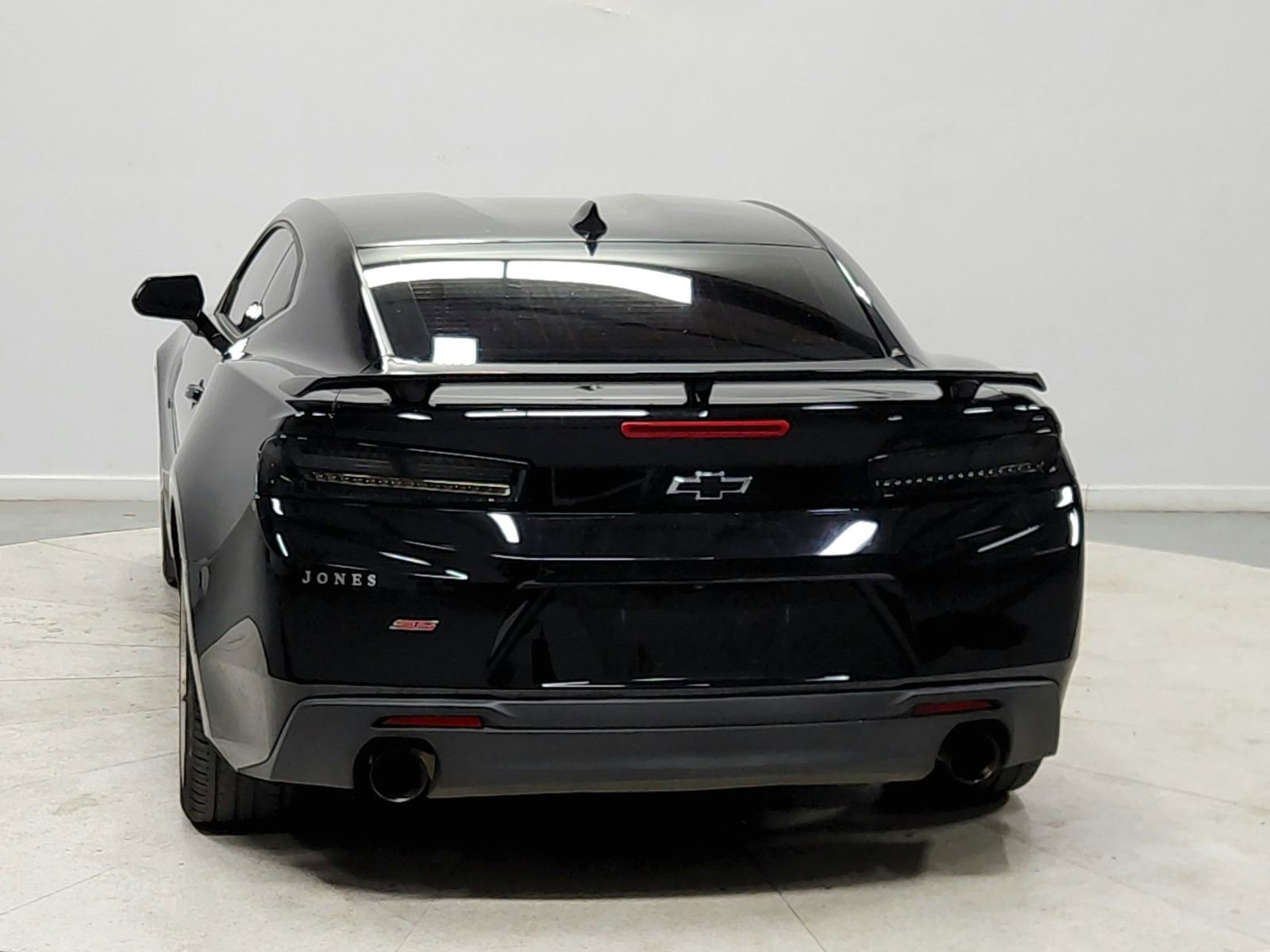 Used 2018 Chevrolet Camaro SS image 6