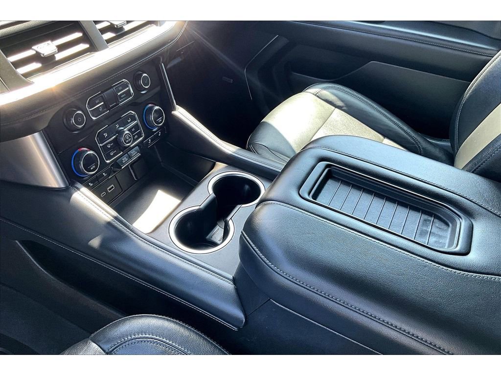 Used 2021 Chevrolet Tahoe Z71 w/ Z71 Signature Package AWD/4WD image 15