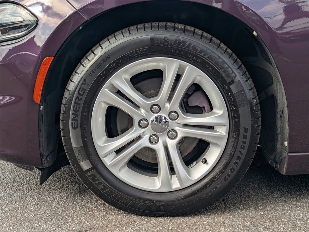 Used 2020 Dodge Charger SXT w/ Cold Weather Package image 28