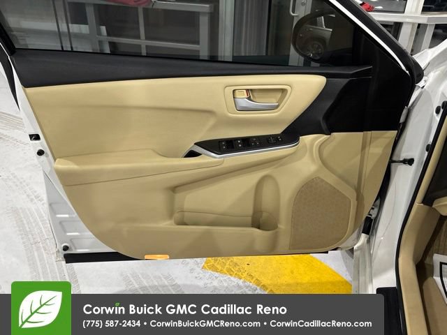 Used 2015 Toyota Camry LE FWD image 13