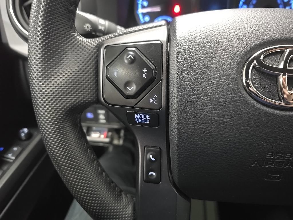 Used 2023 Toyota Tacoma TRD Off-Road w/ Black Out Package (TMS) AWD/4WD image 19