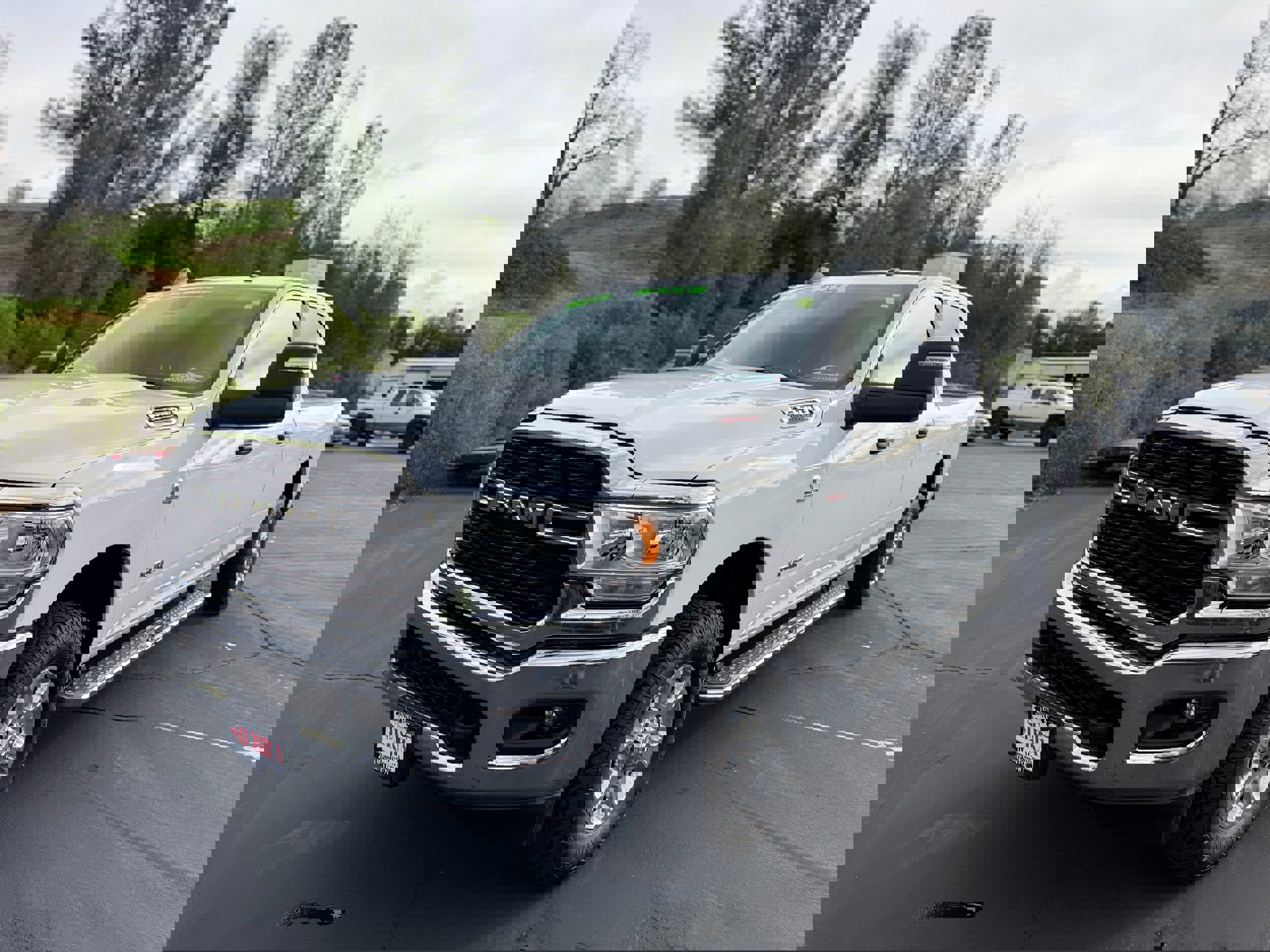 Used 2024 RAM 3500 Big Horn image 2