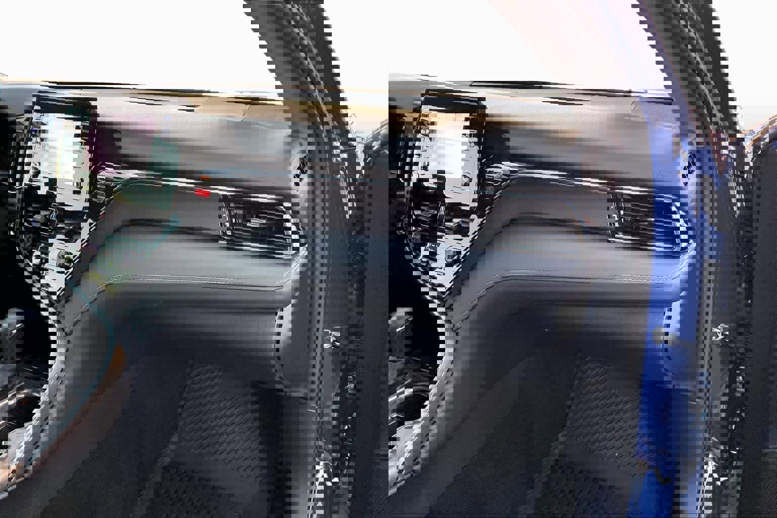 Certified 2023 Toyota Camry SE image 17