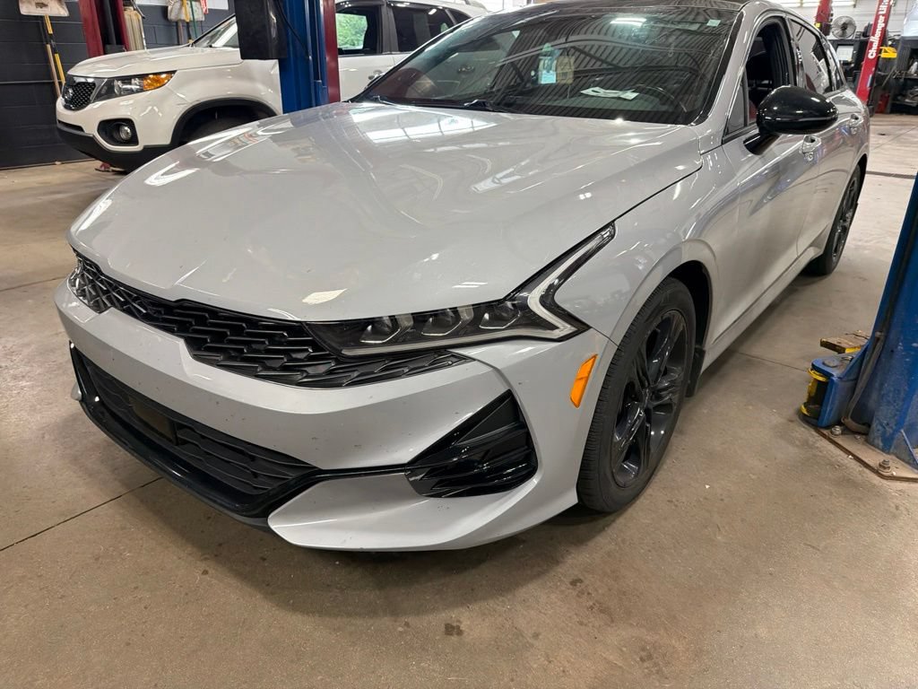 Used 2023 Kia K5 GT-Line AWD/4WD image 3