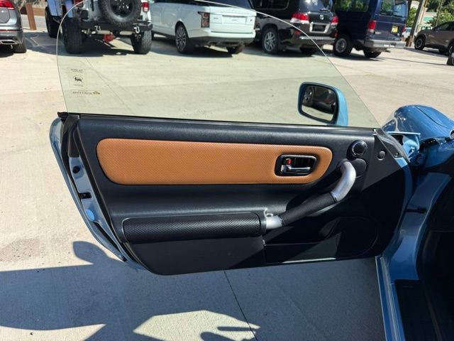 Used 2003 Toyota MR2 RWD image 16