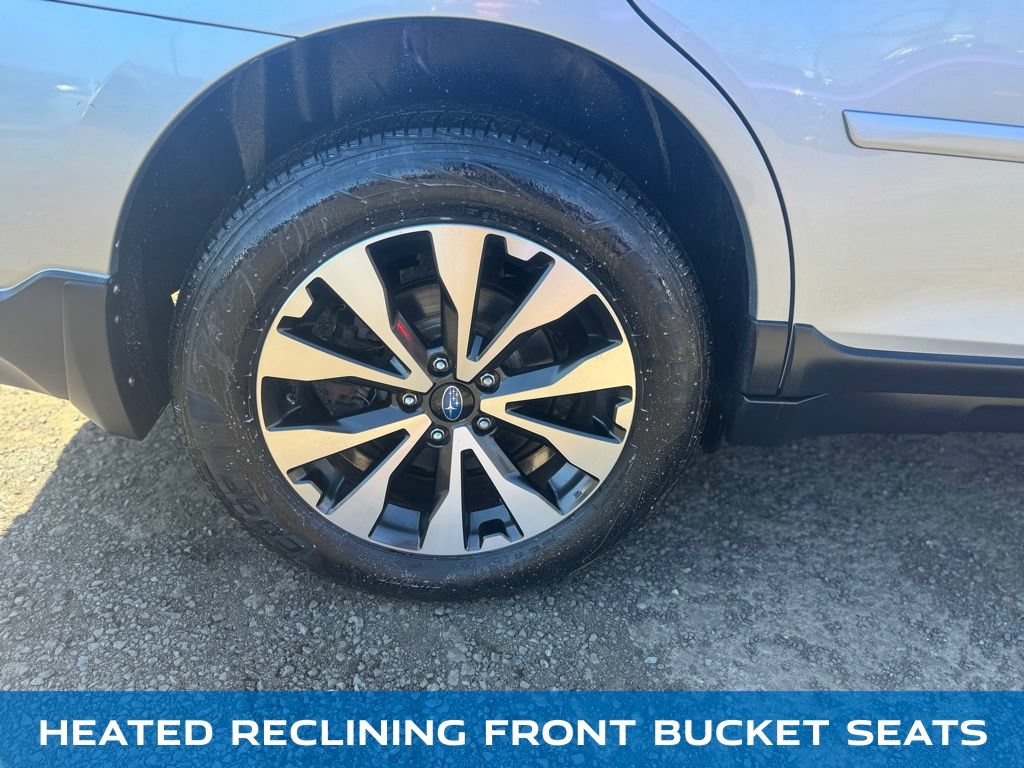 Used 2016 Subaru Outback 2.5i Limited AWD/4WD image 11