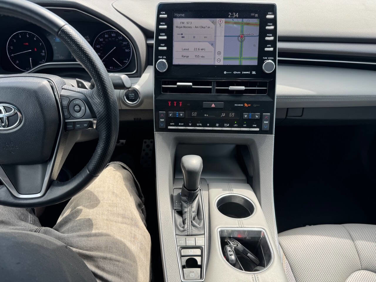 Used 2019 Toyota Avalon Touring w/ Advanced Safety Package FWD image 16