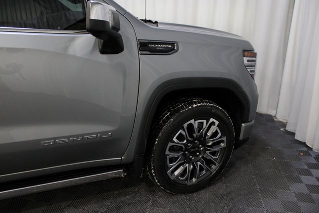 Used 2024 GMC Sierra 1500 Denali Ultimate image 11