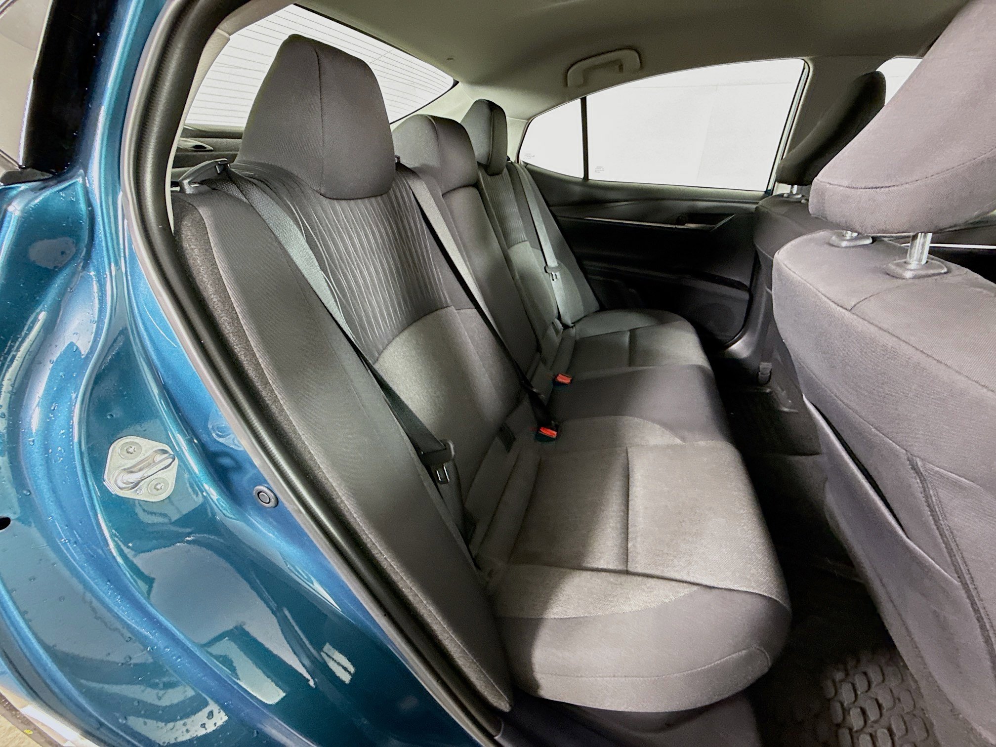 Used 2025 Toyota Camry LE w/ Convenience Package FWD image 32