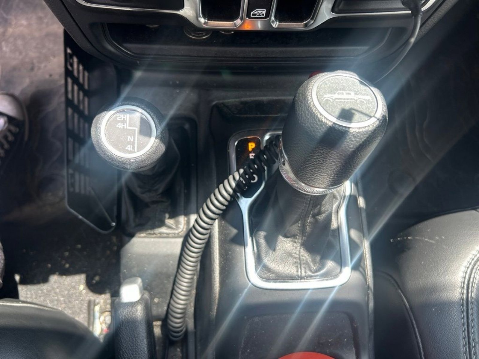 Used 2022 Jeep Gladiator Sport AWD/4WD image 17