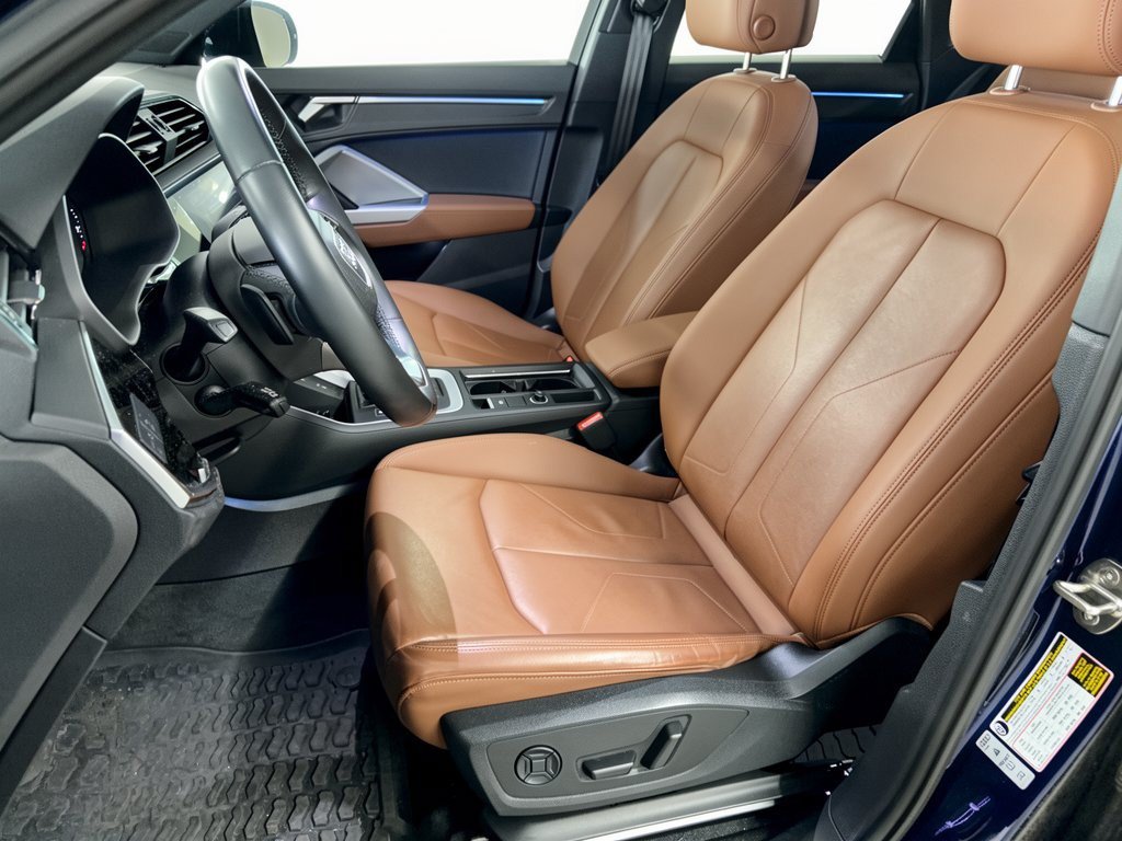 Certified 2022 Audi Q3 2.0T Premium Plus AWD/4WD image 5