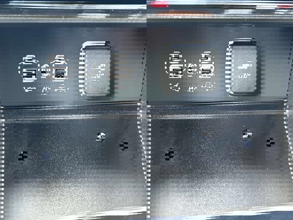 Certified 2023 Jeep Grand Cherokee L Laredo AWD/4WD image 36