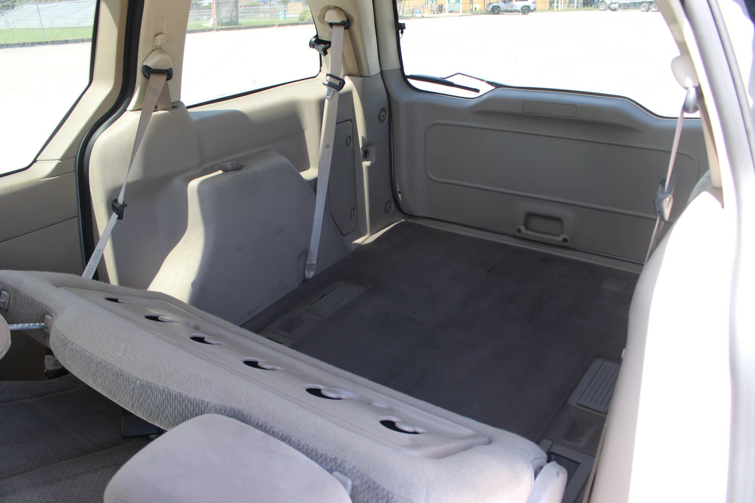Used 2003 Ford Windstar LX FWD image 17