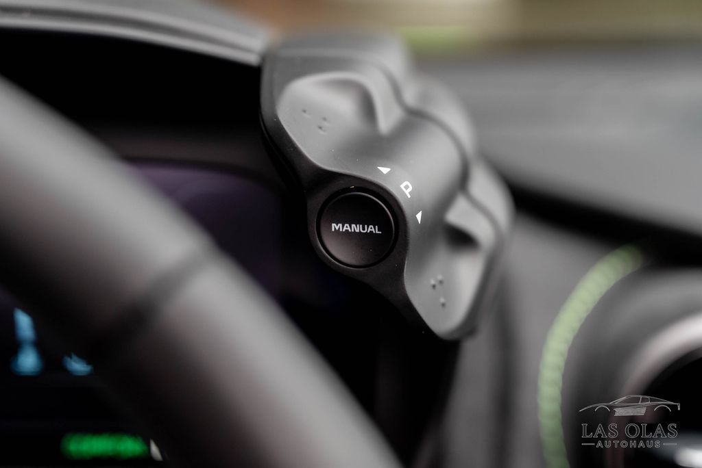 Used 2026 McLaren 750S Spider RWD image 46