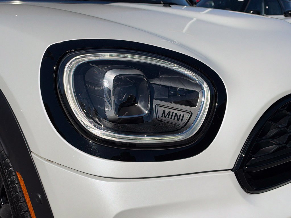 Used 2023 MINI Cooper Countryman SE w/ Storage Package AWD/4WD image 12