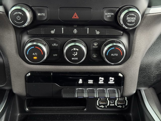 Used 2021 RAM 1500 Big Horn RWD image 19