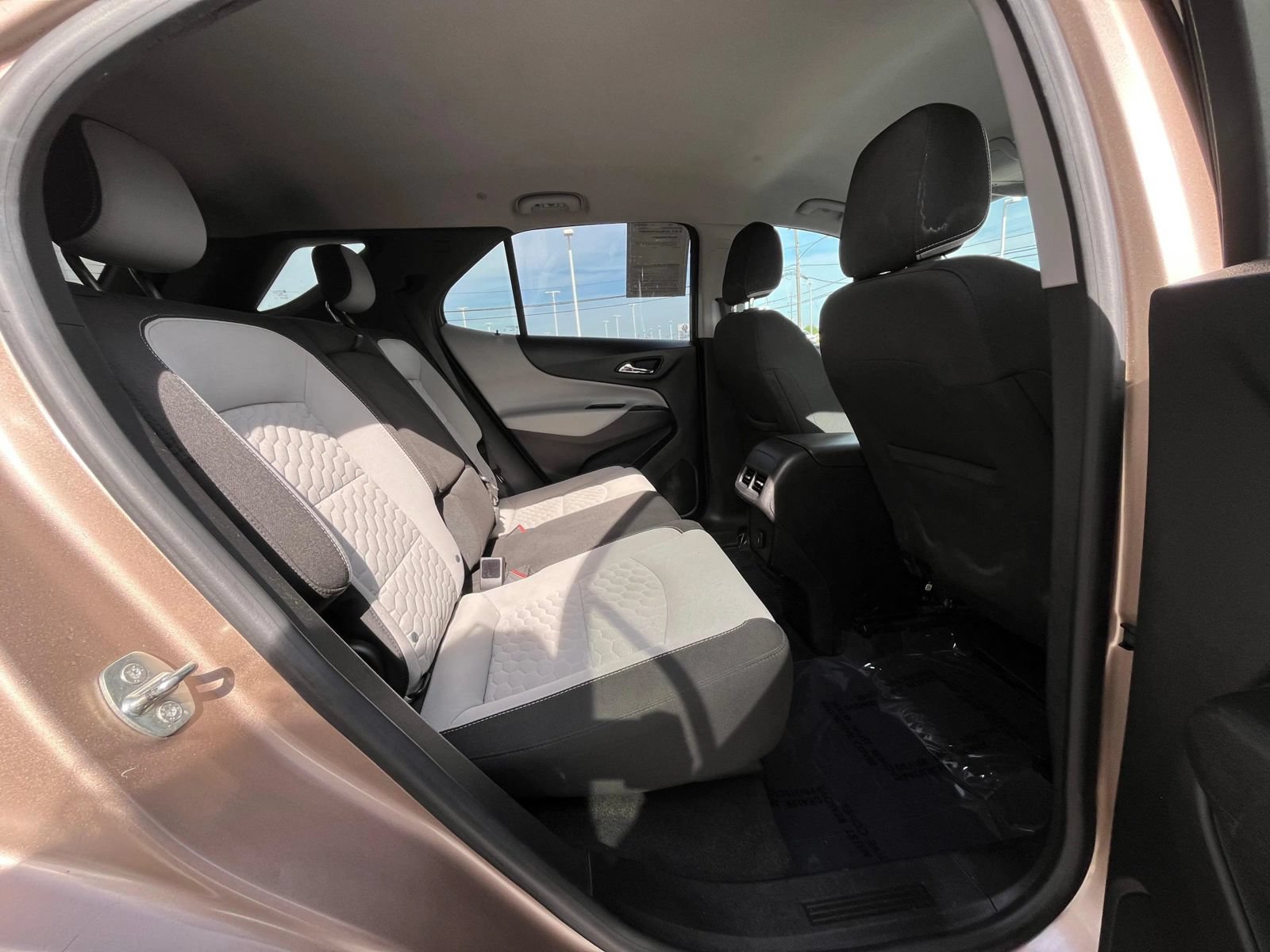 Used 2019 Chevrolet Equinox LS w/ LS Convenience Package FWD image 38