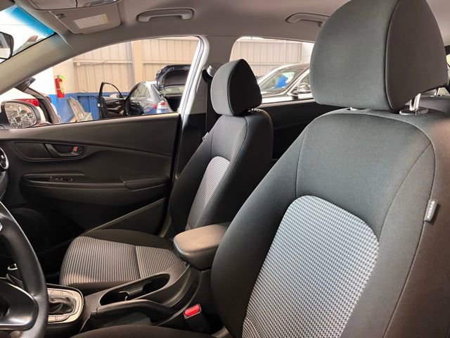 Used 2023 Hyundai Kona SE FWD image 23