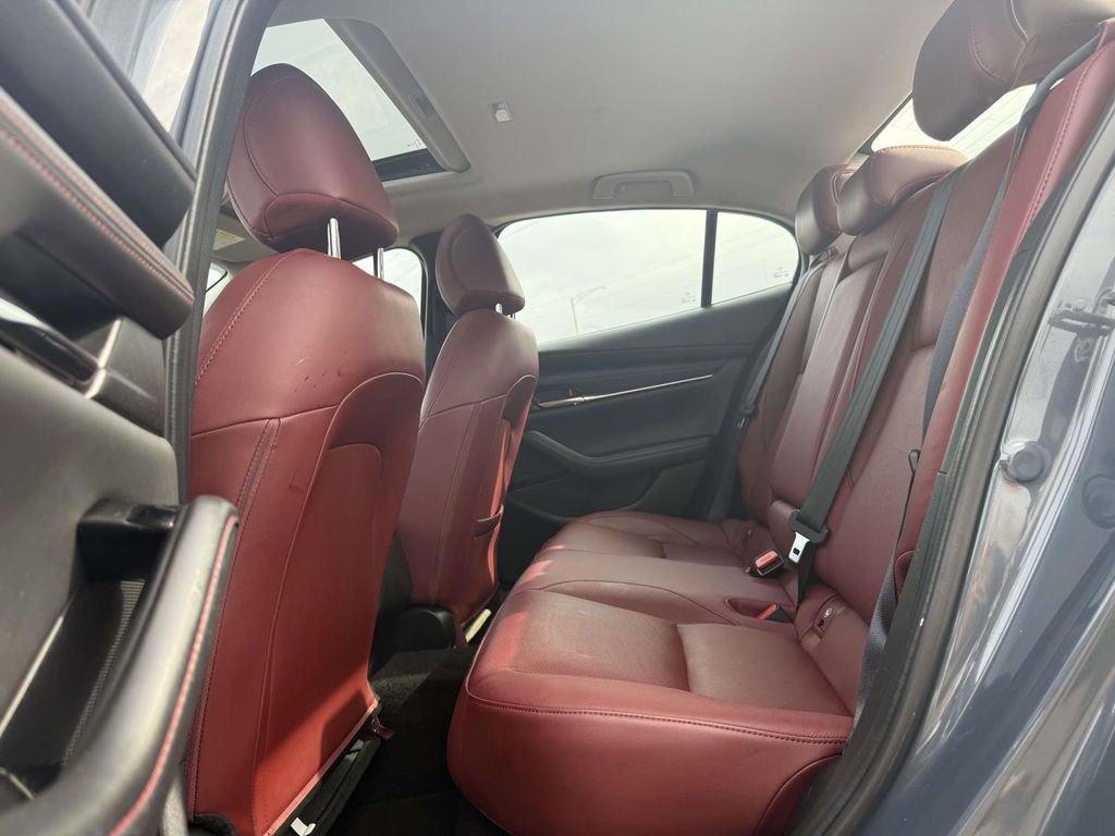 Used 2024 MAZDA MAZDA3 s image 24