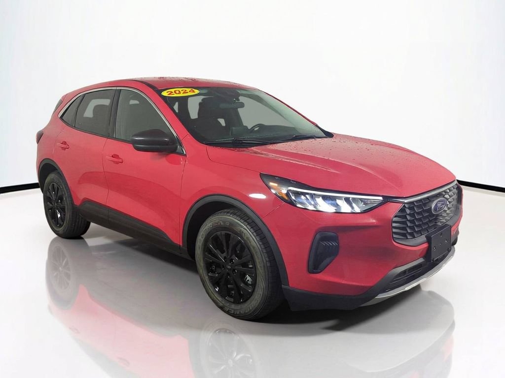 Used 2024 Ford Escape Active FWD image 2
