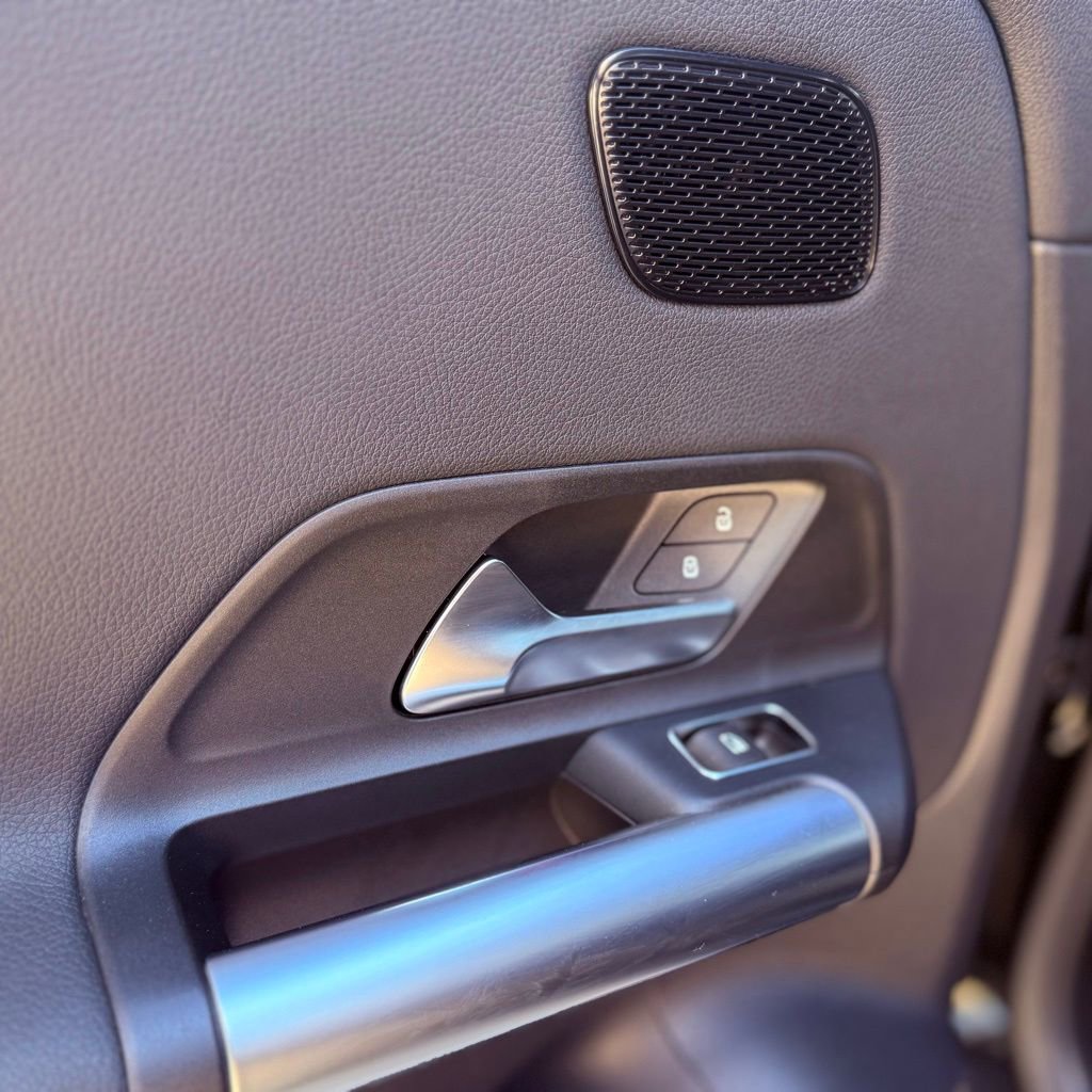 Used 2025 Mercedes-Benz GLA 250 w/ Exclusive Package image 27