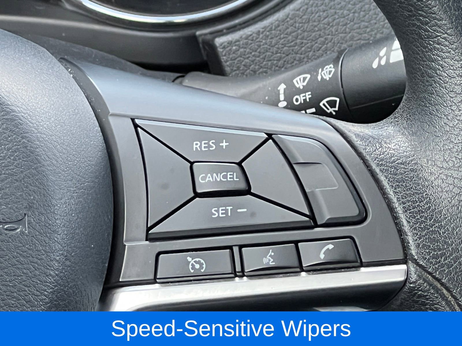Used 2019 Nissan Rogue Sport S AWD/4WD image 27