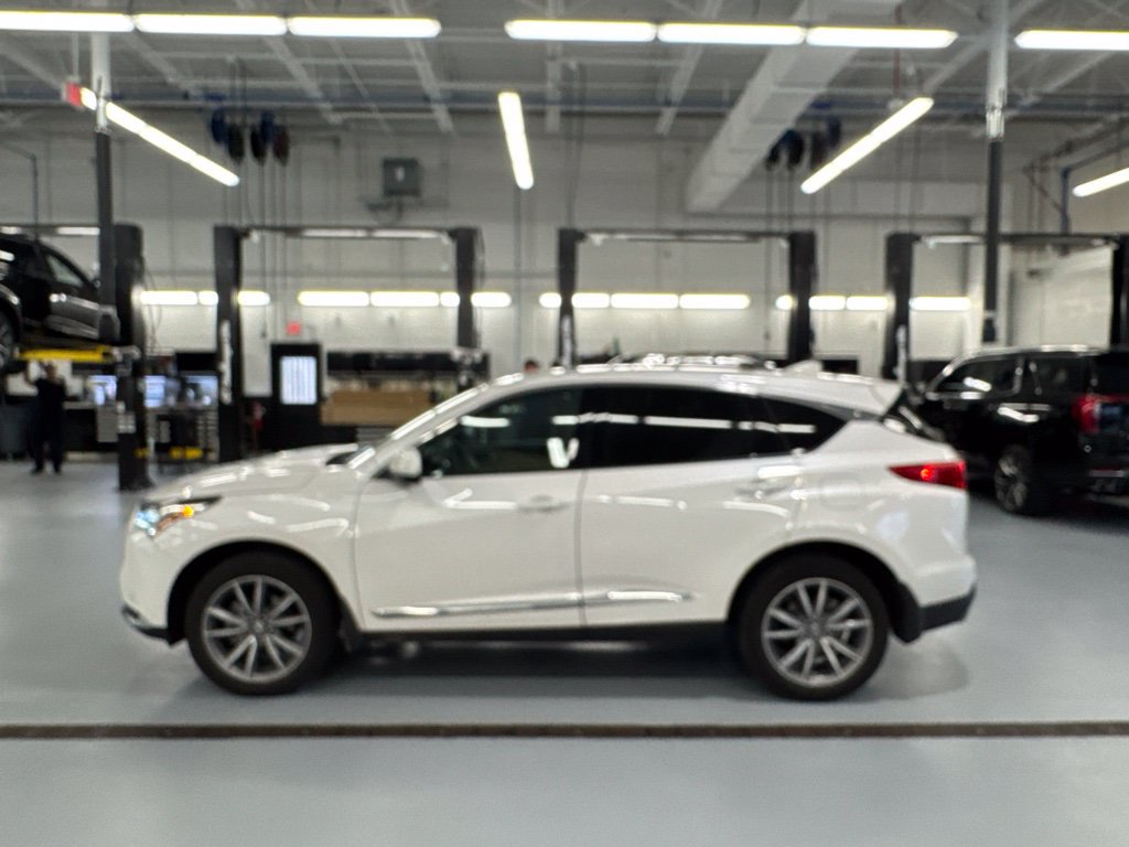 Used 2023 Acura RDX w/ Technology Package AWD/4WD image 6